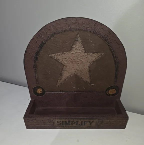 12" x 12" Simplify Burgundy Plate / Display Holder with Barn Star - Picture 2 of 5